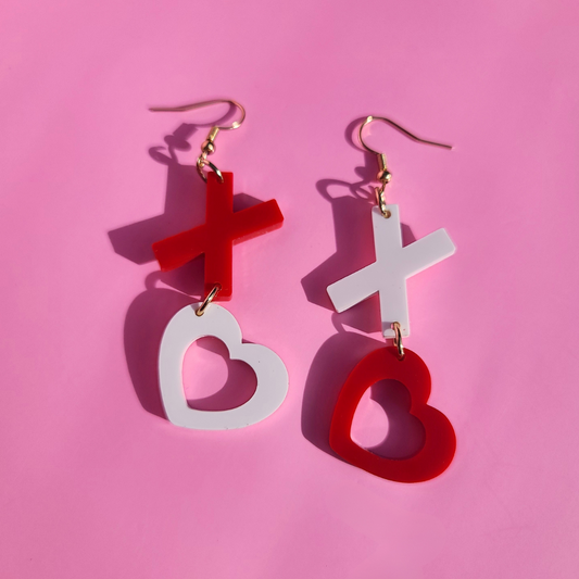 XOXO on Red and White